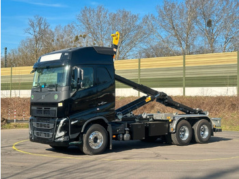 Hákový nosič kontajnerov VOLVO FH 540