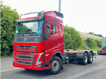 Podvozek s kabinou VOLVO FH 540