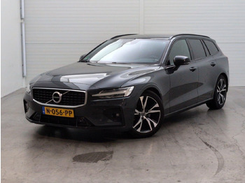 Automobil VOLVO
