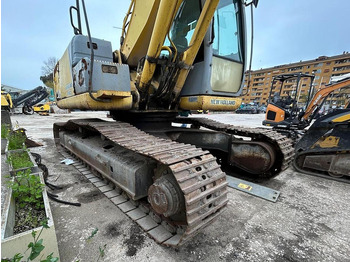 Rýpadlo NEW HOLLAND E215B