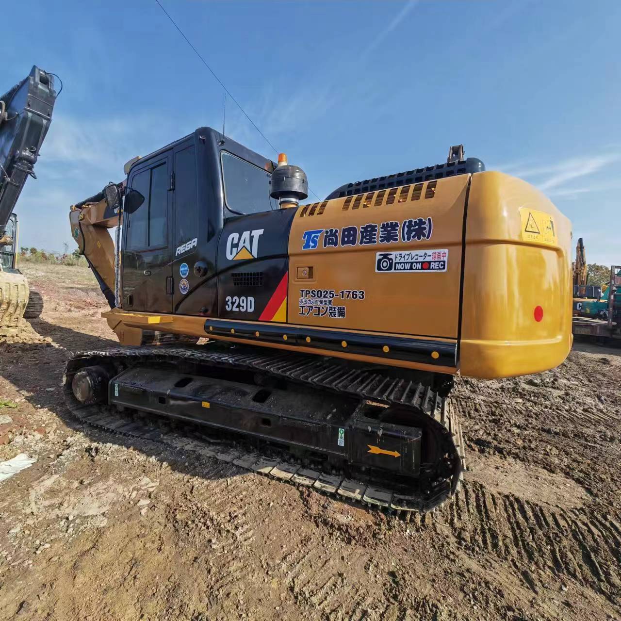 Pásové rýpadlo CATERPILLAR 329D2: obrázok 3