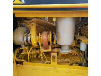 Buldozér CATERPILLAR D8R: obrázok 4
