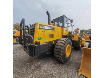 Kolesový nakladač KOMATSU