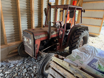 Traktor MASSEY FERGUSON 1000 series