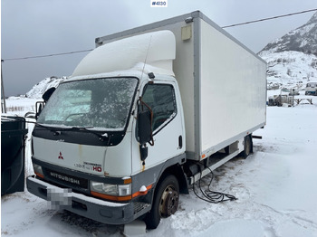 Skříňový nákladní auto MITSUBISHI