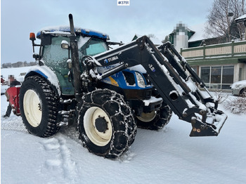 Traktor NEW HOLLAND T6000