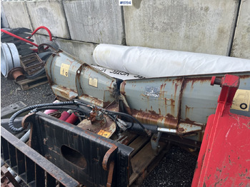 Komunálne/ Špeciálne stroje