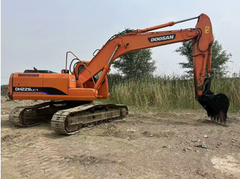 Pásové rýpadlo DOOSAN DH225LC-7
