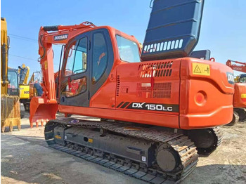 Pásové rýpadlo DOOSAN DX150
