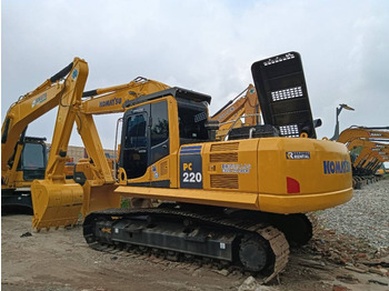 Pásové rýpadlo KOMATSU PC220-8