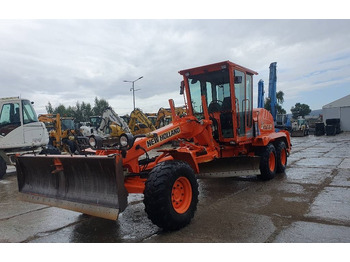 Zrovnávač NEW HOLLAND