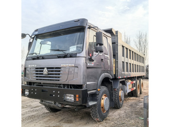Sklápač SINOTRUK HOWO