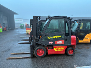 Vysokozdvižný vozík NISSAN