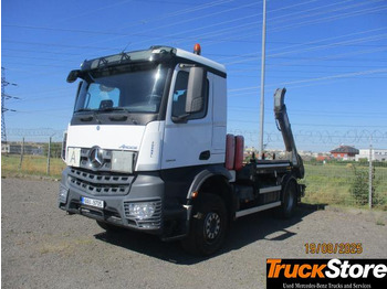 Ramenový nosič kontajnerov MERCEDES-BENZ Arocs 1845