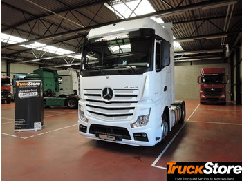 Ťahač MERCEDES-BENZ Actros 1845