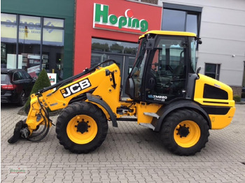 Kolesový nakladač JCB TM220