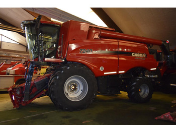 Obilný kombajn CASE IH Axial-Flow