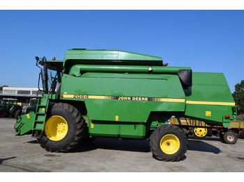 Obilný kombajn JOHN DEERE 2064