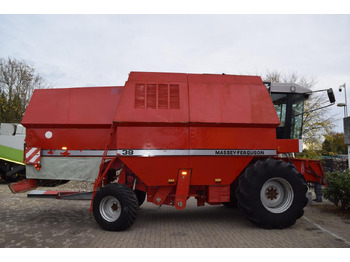 Obilný kombajn MASSEY FERGUSON