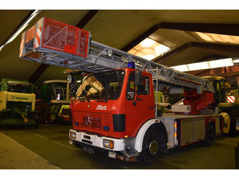 Hákový nosič kontajnerov MERCEDES-BENZ