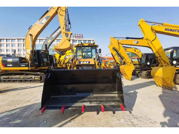 Rýpadlo-nakladač CATERPILLAR 420F