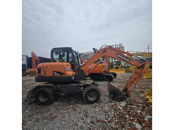 Kolesové rýpadlo DOOSAN DX60W