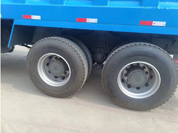 Sklápač SINOTRUK HOWO
