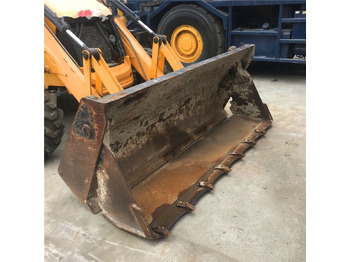 Rýpadlo-nakladač JCB 3CX-4T: obrázok 4 Rýpadlo-nakladač JCB 3CX-4T: obrázok 4