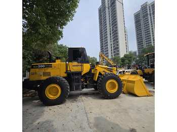 Kolesový nakladač KOMATSU WA380