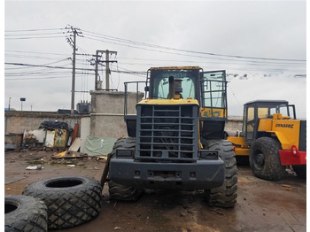 Kolesový nakladač KOMATSU WA380