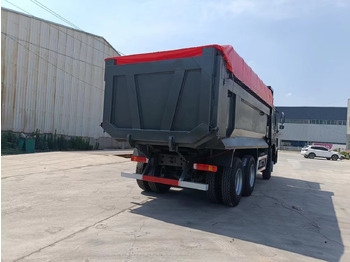 Skříňový nákladní auto SINOTRUK HOWO: obrázok 3