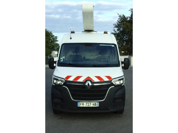 Automobilová plošina RENAULT Master