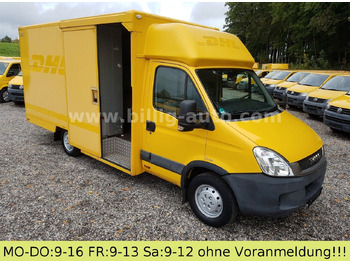 Automobil