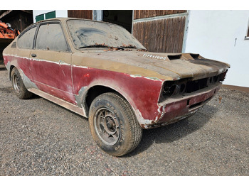 Automobil OPEL