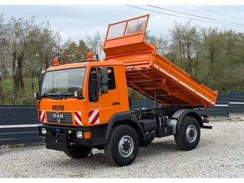 Sklápač UNIMOG
