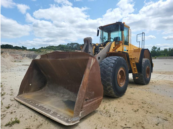 Kolesový nakladač VOLVO L150E