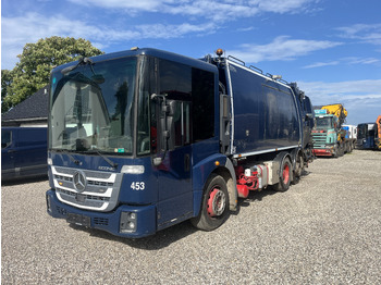 Auto na odvoz odpadu MERCEDES-BENZ
