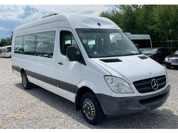 Prímestský autobus MERCEDES-BENZ Sprinter 513