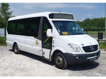 Prímestský autobus MERCEDES-BENZ Sprinter