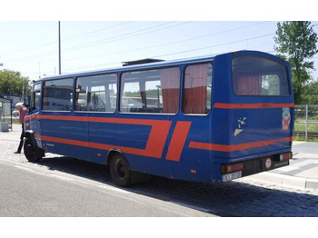 Prímestský autobus Mercedes-Benz Vario 814D 38+14: obrázok 2