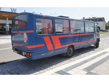 Prímestský autobus Mercedes-Benz Vario 814D 38+14: obrázok 3