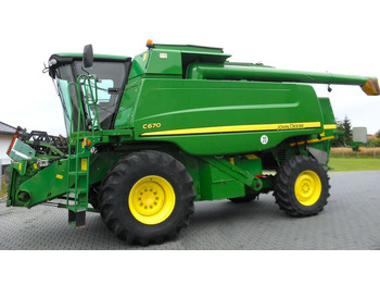 Obilný kombajn JOHN DEERE C670