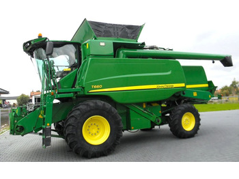 Obilný kombajn JOHN DEERE T660