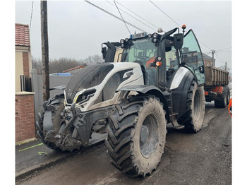 Traktor VALTRA T-series