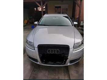 Automobil AUDI