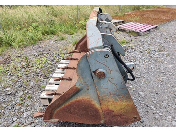 Nakladacia lyžica Monitoimikauha kynsillä 173cm CAT-kurottajan sovitteella: obrázok 4 Nakladacia lyžica Monitoimikauha kynsillä 173cm CAT-kurottajan sovitteella: obrázok 4