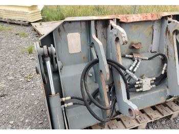 Nakladacia lyžica Monitoimikauha kynsillä 173cm CAT-kurottajan sovitteella: obrázok 5 Nakladacia lyžica Monitoimikauha kynsillä 173cm CAT-kurottajan sovitteella: obrázok 5