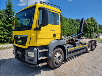 Hákový nosič kontajnerov MAN TGS 33.480