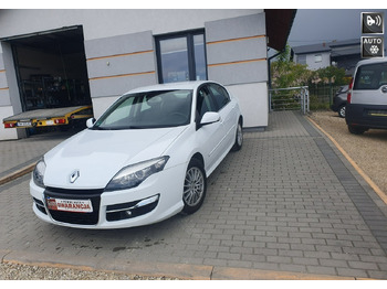 Hatchback RENAULT