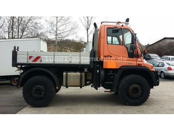 Komunálne/ Špeciálne stroje UNIMOG U300